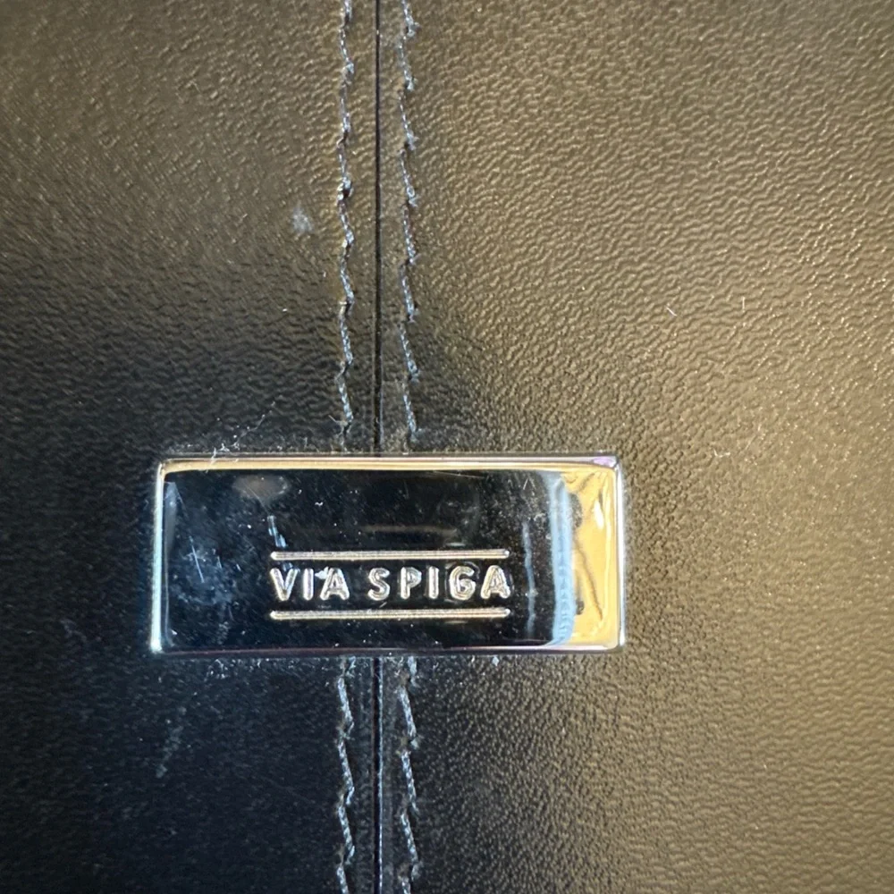 Via Spiga elegant black